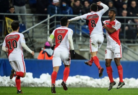 In the League Cup, "Monaco" only defeated the second division club after a penalty shootout.