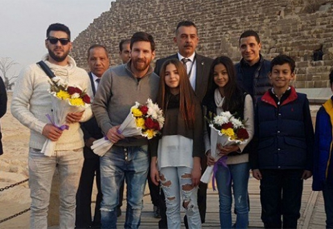 After spending a day in Egypt, L. Messi is guarded like a US president (VIDEO)