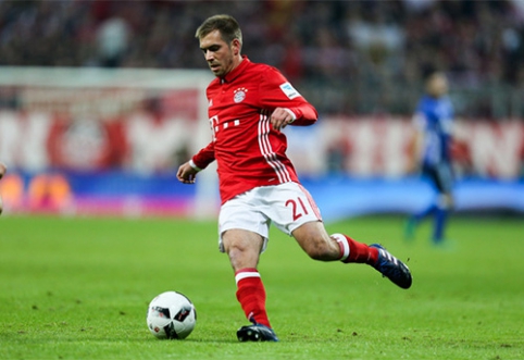 M.Schollis: I would compare Ph.Lahm to F.Beckenbauer