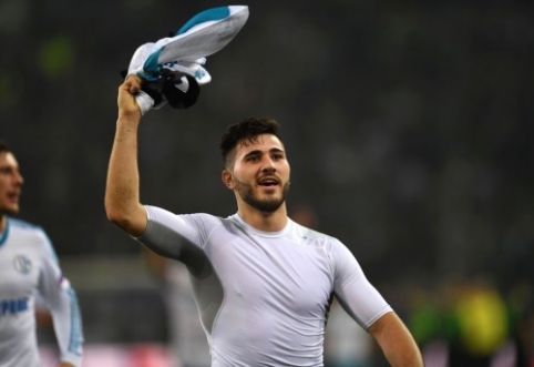 Two English clubs have made offers for S. Kolasinac