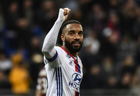 "In the sights of Liverpool - "Lyon" striker A. Lacazette"