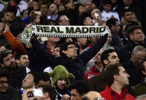 It became clear why there were rival fans mixed in the stadium during "El Clasico"