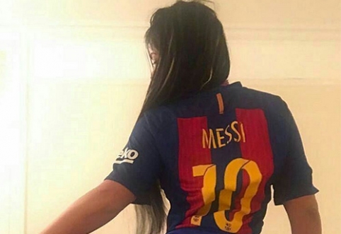 POP: "Mis Bum Bum" honors L.Messi with a message on the back (PHOTO)