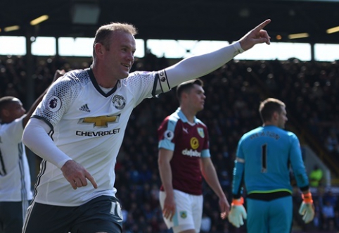 "Man Utd" defeated "Burnley" away, C. Benteke punished "Liverpool" (VIDEO)