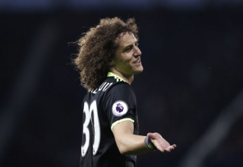 D. Luiz revealed that before returning to "Chelsea," he took a pay cut