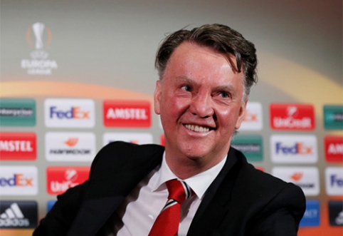 L. van Gaal prepares a sweet revenge: helps "Ajax" prepare for the Europa League final.