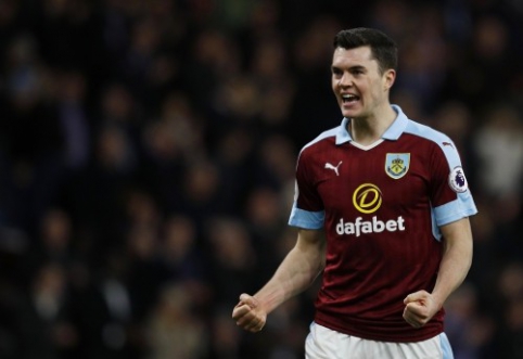 "Liverpool" closes in on agreement for "Burnley" defensive stalwart