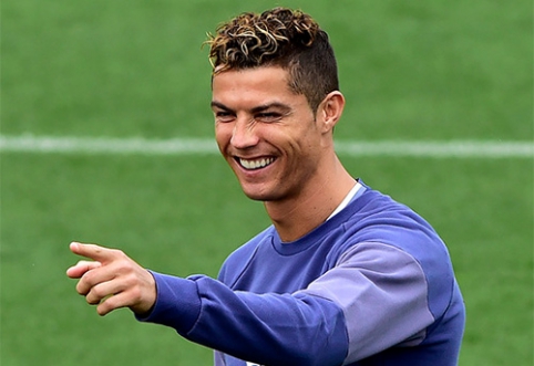 C.Ronaldo asks his enemies to express hatred more strongly (VIDEO)