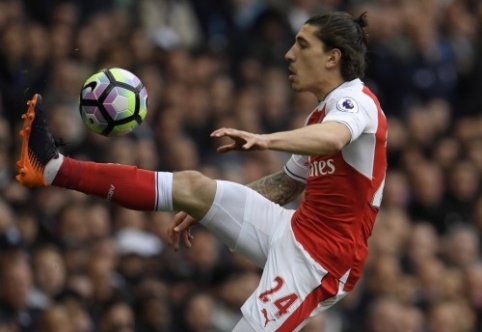 "Barca" still trying to catch H. Bellerin, but also looking at alternatives