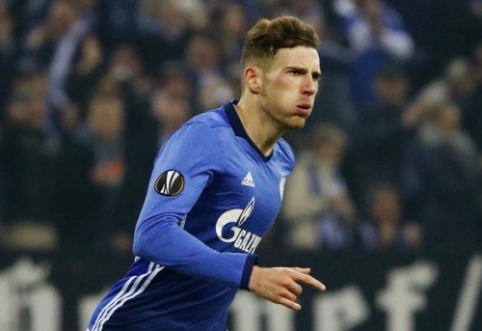 L. Goretzka, chased by English clubs, has not yet started negotiations for a contract with "Schalke"