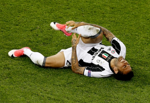 "Juventus" will not prevent D.Alves from leaving to England