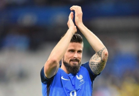 "Sky Sports": "West Ham" trying to acquire O. Giroud