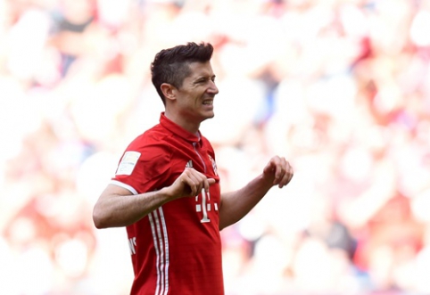 R. Lewandowski accuses teammates of losing the "Bundesliga" golden boot