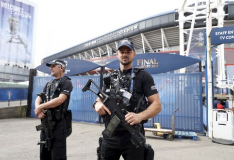 Cardiff - an impressive number of police officers