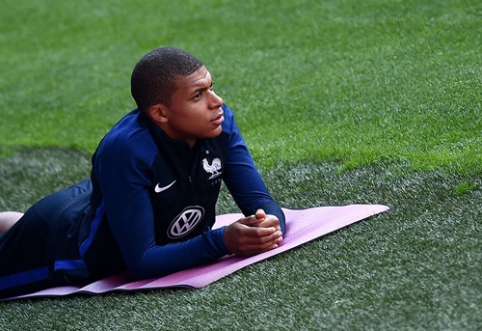 "L'Equipe": "Arsenal" offers 100 million euros for K. Mbappe