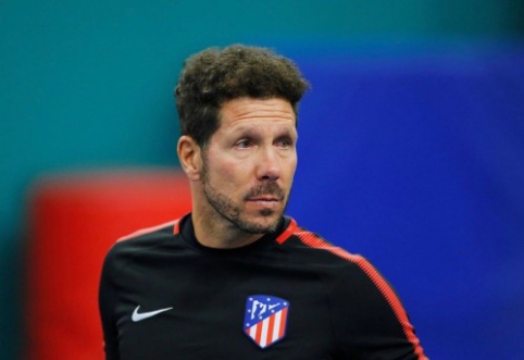 D. Simeone does not reject the possibility of working in Mexico