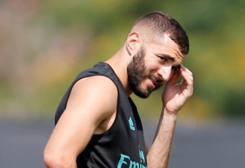 July 25 transfers and rumors: S. Roberto may move to England, F. Perez wants to sell K. Benzema