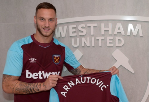 Official: "West Ham" acquires M. Arnautovic for a record sum for the club