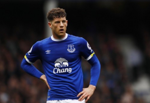 Operation performed by R. Barkley, R. Funes Mori may not play for almost a year