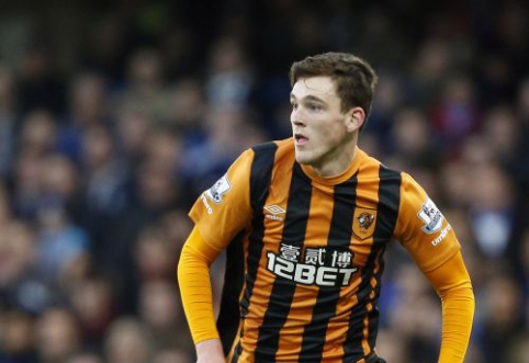 "Scottish" defender of "Hull City" will plug "Liverpool" defensive holes