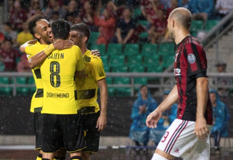 "Borussia" celebrates a victory against "Milan" in a friendly match (VIDEO)