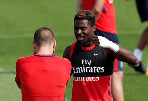 Official: S. Aurier joins "Tottenham Hotspur" squad