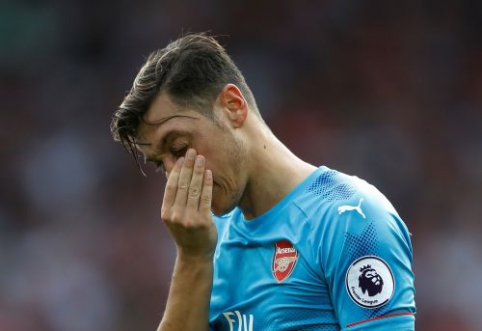 M. Ozil apologized to team fans on his "Instagram" account