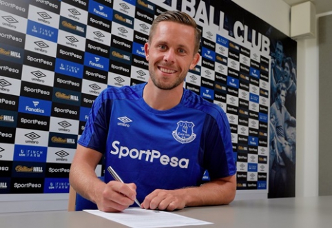 Official: G. Sigurdsson became the most expensive "Everton" purchase in club history