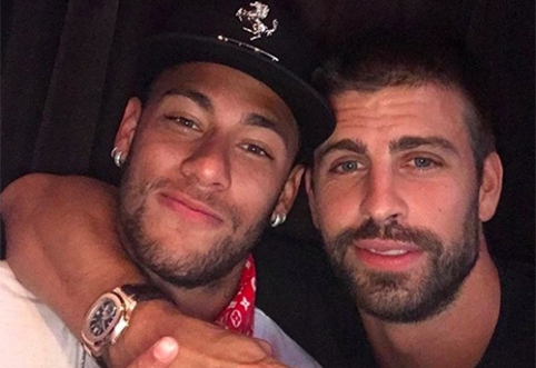 Neymar reveals how the famous photo with G. Pique was created