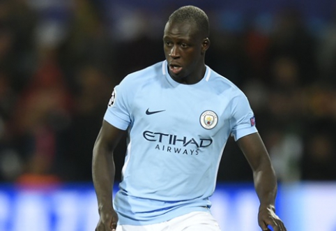 Painful news for P. Guardiola: B. Mendy is unlikely to play this season.