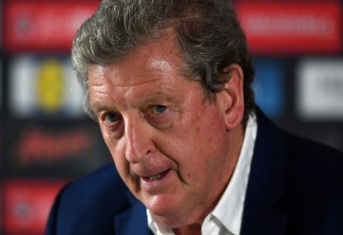 "Crystal Palace" is taken over by R. Hodgson