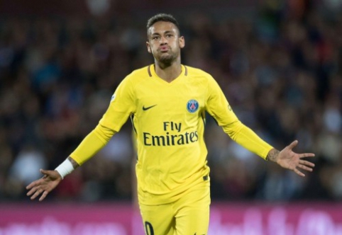 A. Wenger does not understand why Neymar moved to PSG