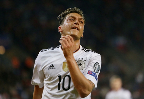 M.Ozil poured out his accumulated grievances