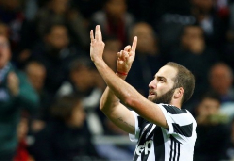 "Serie A": G. Higuain's brace silences "San Siro" stadium, "Roma" beats "Bologna" (PHOTOS, VIDEO)