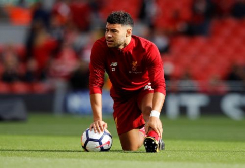 J. Kloppas prieš rungtynes tarė: A. Oxlade-Chamberlain is not ready.