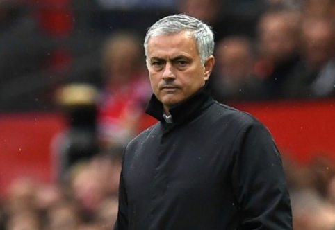 British press: J. Mourinho will sign a long-term contract with "Man United"