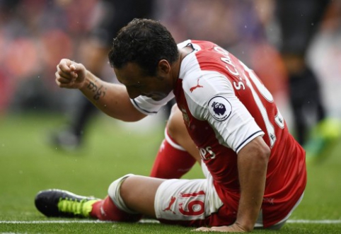 After yet another complication, S. Cazorla's return date is postponed again.