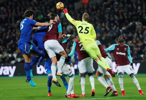 "West Ham" fails to defeat "Leicester" team at home (VIDEO)