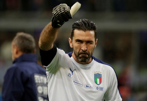 G. Buffon on I. Rakitic's offer: I don't think it's a good idea for me to play it safe