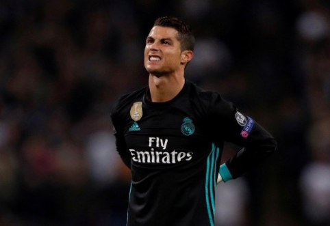 C. Ronaldo: I am satisfied with my current contract