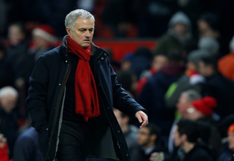 J. Mourinho believes that "Manchester United" did not spend enough in the transfer market.