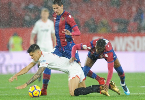 "Sevilla" failed to break through "Levante" defense at home