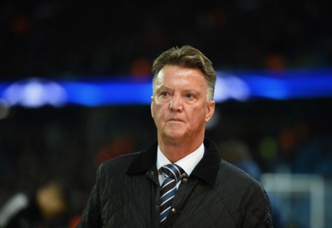 L. van Gaal: Mourinho's "Man United" is significantly more boring than mine.