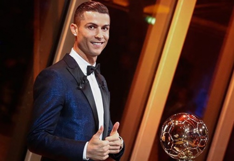 The Fifth "Golden Ball" - In the Hands of C. Ronaldo