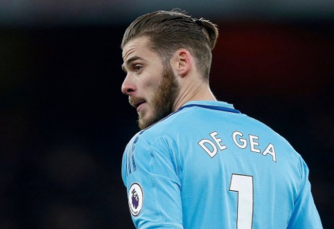 D. De Gea equals "Premier League" record