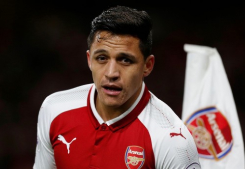 The salary of A. Sanchez at "Man United" club has been revealed.