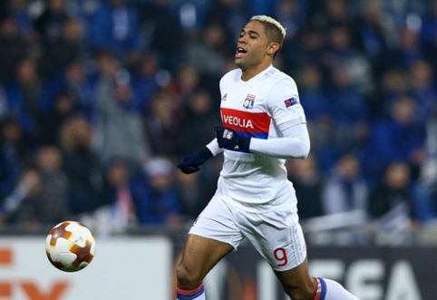 "Dazzling M. Diaz at "Lyon" Club: "Return to "Real"? Why not"