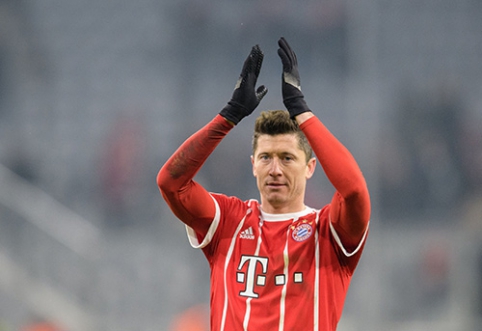 Is preparing for important changes? R. Lewandowski changed agent