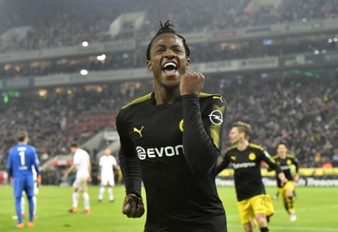 M. Batshuayi's debut in Germany adds to Borussia's victory with a double (VIDEO)