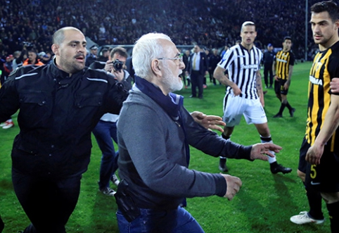 PAOK owner threatened to shoot the match referee